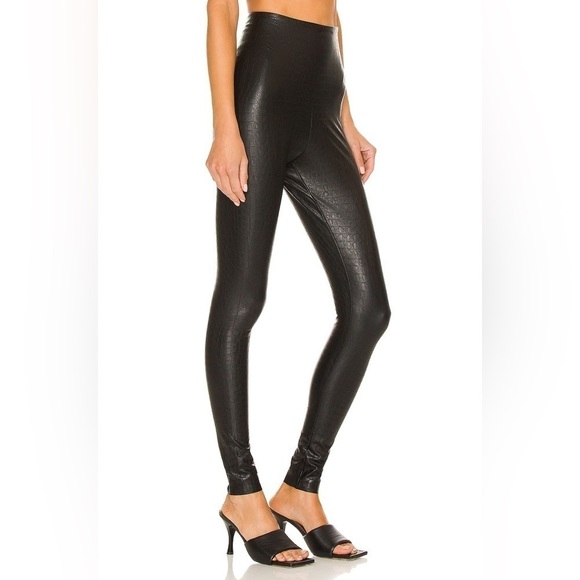 Commando Faux Leather Animal Legging in Croc - Picture 3 of 11